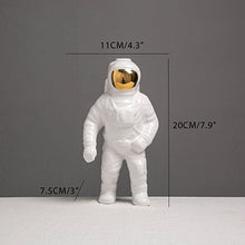 Load image into Gallery viewer, European Minimalist Astronaut Ceramic Vase