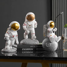 Load image into Gallery viewer, Nordic Astronaut Sculpture Mini Space Man