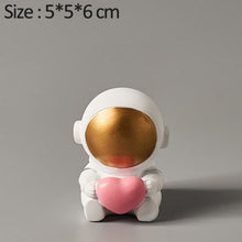 Load image into Gallery viewer, Nordic Astronaut Sculpture Mini Space Man