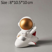 Load image into Gallery viewer, Nordic Astronaut Sculpture Mini Space Man