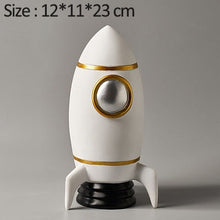 Load image into Gallery viewer, Nordic Astronaut Sculpture Mini Space Man