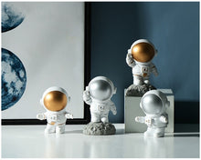 Load image into Gallery viewer, Nordic Astronaut Sculpture Mini Space Man