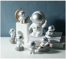 Load image into Gallery viewer, Nordic Astronaut Sculpture Mini Space Man