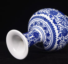 Load image into Gallery viewer, Antique Blue and White Porcelain Lotus Ginger Jars
