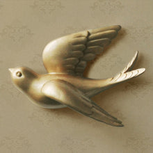 Load image into Gallery viewer, Wall Ornament swallow statues
