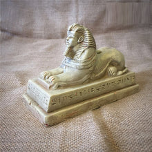 गैलरी व्यूवर में इमेज लोड करें, Egyptian Sphinx Tutankhamun Art Sculpture
