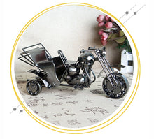 गैलरी व्यूवर में इमेज लोड करें, Creative Metal Three Wheeled Motorcycle
